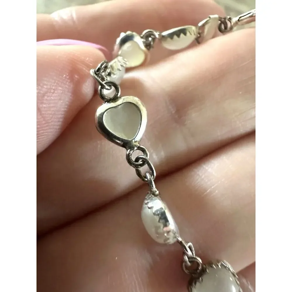 Vintage Sterling and White Heart Shaped Cat’s Eye Stones Bracelet 7”